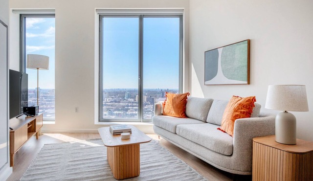 Classic Clinton Hill 2BR w/Gym, Elevator & Laundry, by Blueground