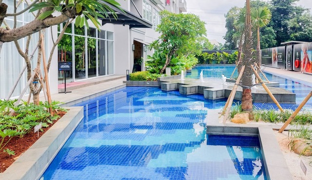 Classic Comfy Studio Loft At Apartment Bintaro Icon