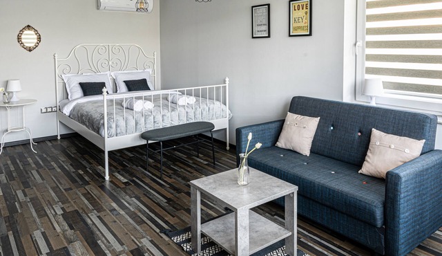 Classic, modern with a hint of glam studio, 5 minutes from center