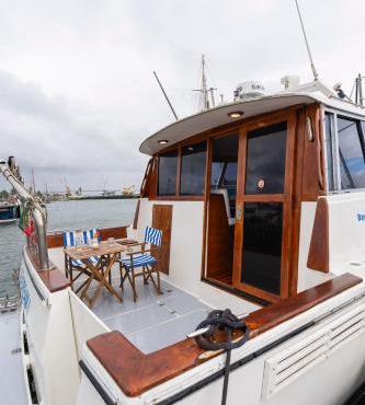 Classic Seadream Yacht