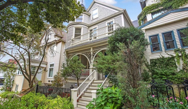 Classic Victorian with modern amenities in the heart of Downtown Milwaukee