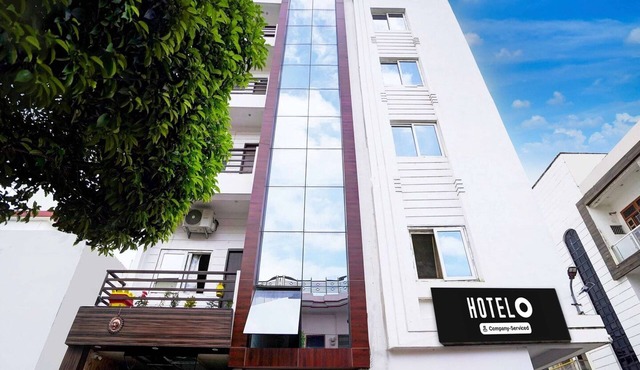 Classic With Balcony Hotel SKR