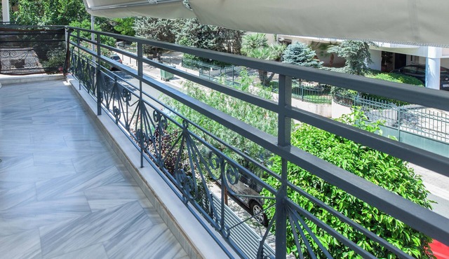 Classical 2 Bd Beauty Apt in Chalandri