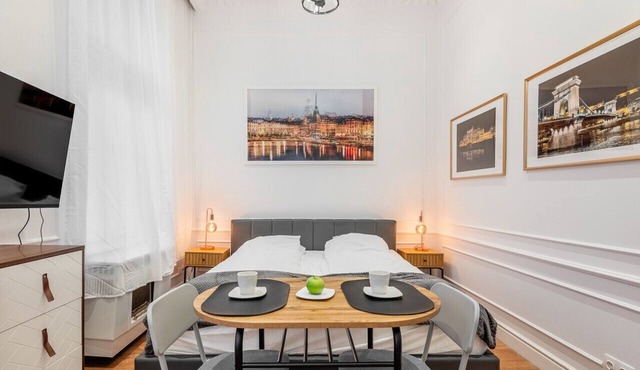 Classical mini studio with a modern touch!