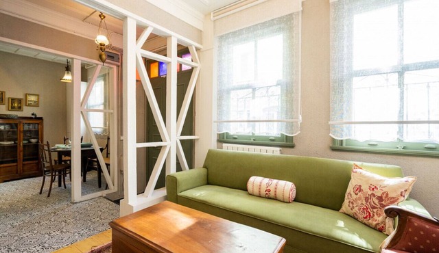 Classy Duplex Apartment w Balcony Near Golden Horn