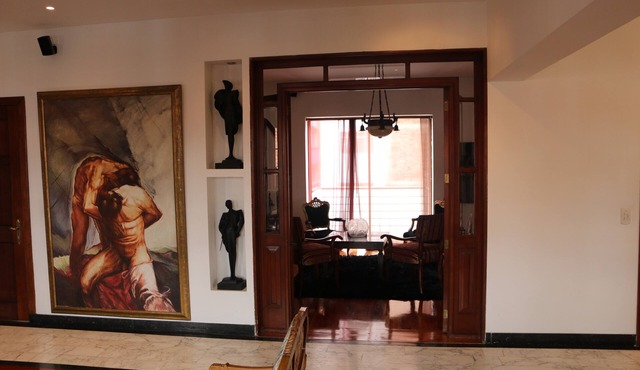 Classy, fine, exquisite house in Bogotá. art+luxe