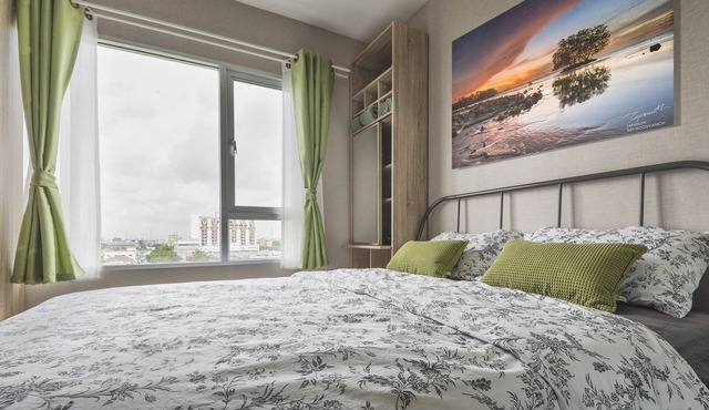 Clean, Spacious room