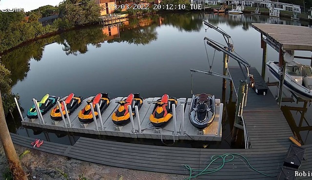 CLEARWATER GOLF HEATED POOL, BEACH GOLF AND * JET SKIES *