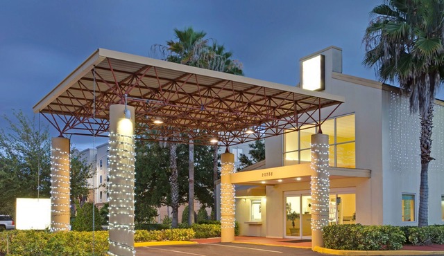Clearwater Hotel