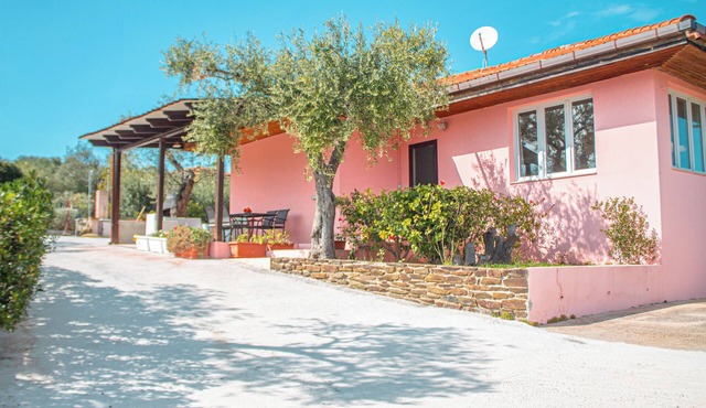 ClickSardinia Bright and large house 2 km from the beach for 7 people