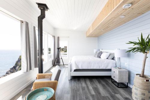 Cliffs Edge Retreat
