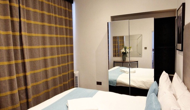 Clockwork Stunning 1 Bedroom