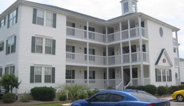 Clonial Charters 1B Condo