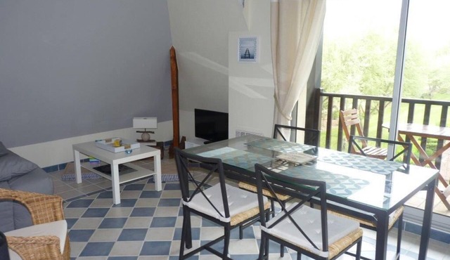 Clos Mathilde residence, 45 m² 3-room apartment, balcony, private parking,