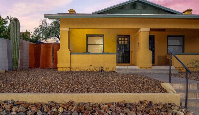 Close to UofA/Patio & Porch/1 BR 1 BA/Unique
