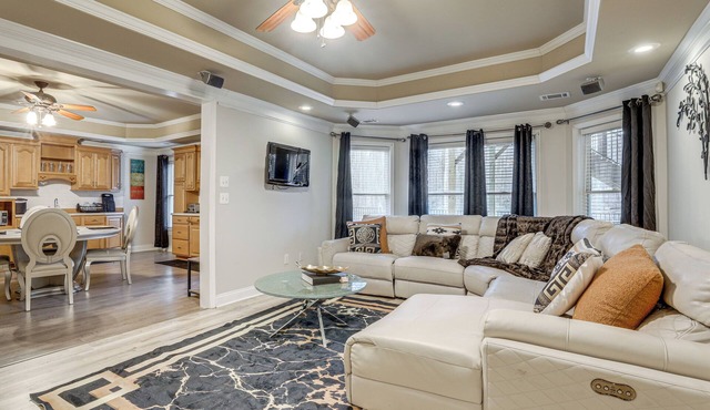 Close to Wedding & Event Venues! Apt in Grayson