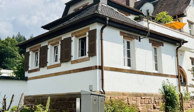 Cloud 9, Apartment mit Anbindung zu A6 und Uniklinik, Eigene Garage