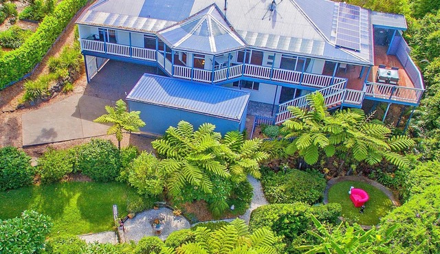 Cloud 9 - Cliff Top, Ocean Views & Family Residence