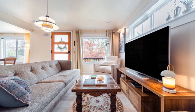 Cloud Cottage - Private oasis 10 mins to downtown Seattle
