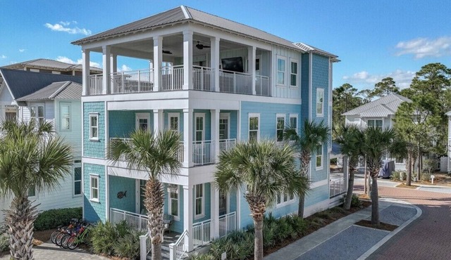 Cloud Nine Seacrest Beach - Walk to Rosemary & Alys! Outdoor living on 5 porches