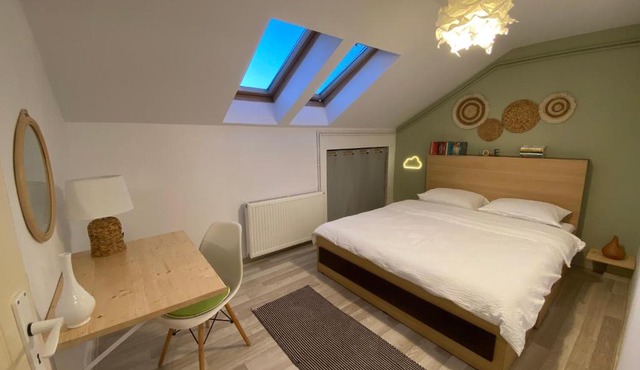 Cloud9 Apartment