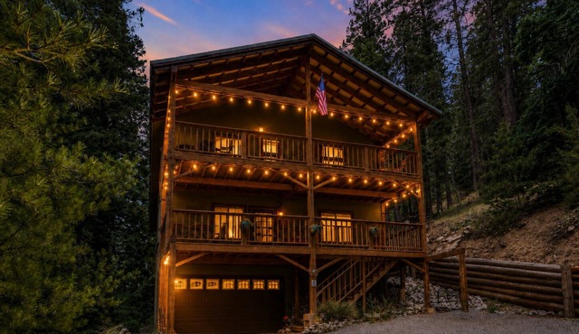 Cloudcroft 5BR Views Game Room