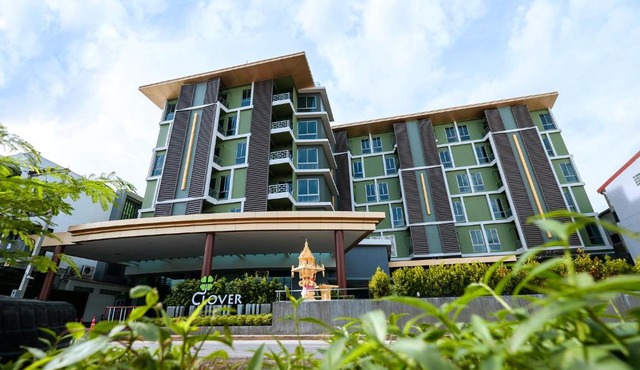 Clover Hotel Hatyai
