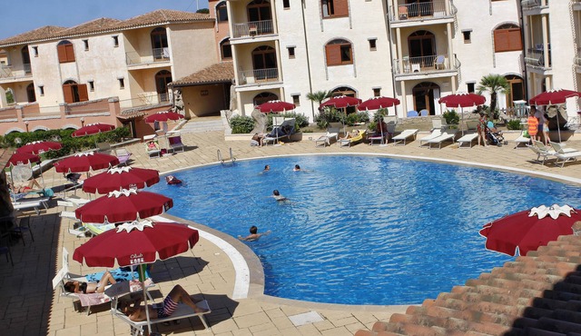 Club Esse Posada