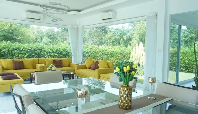 CoaSea Pool Villa - 3 Bedrooms 3.5 Bathrooms