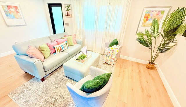 Coastal Comfort Retreat Getaway Near Hospitals