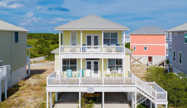 Coastal Getaway | Pet Friendly | Community Amenities