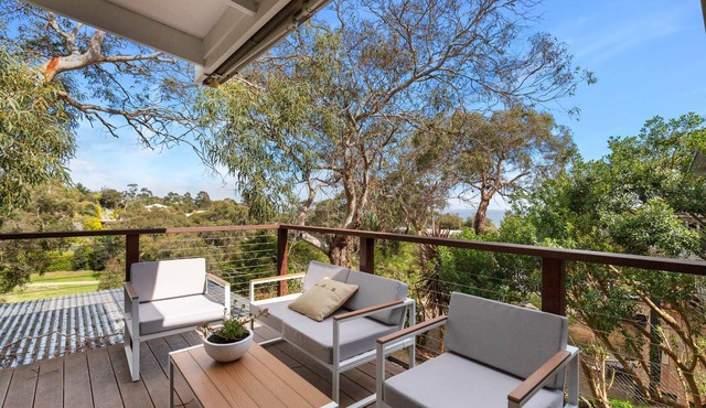 Coastal Hideaway McCrae - Stay 3 Pay 2 Special, for stays up until 1st Sep 2026
