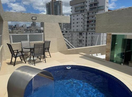 Cobertura com Piscina e churrasqueira Privativas em Santos - 100m da praia Boqueirão
