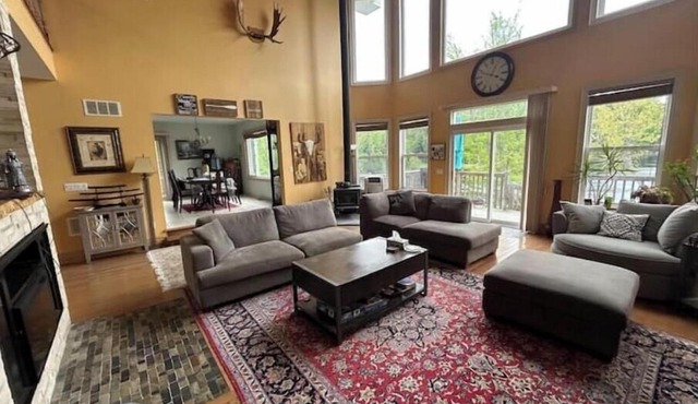 Coboconk Cottage Second Floor