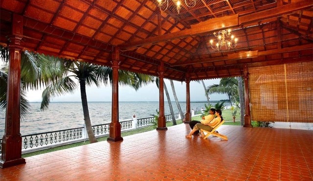 Coco Bay Resort
