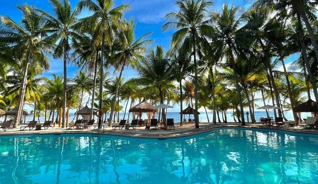 Coco Grove Beach Resort