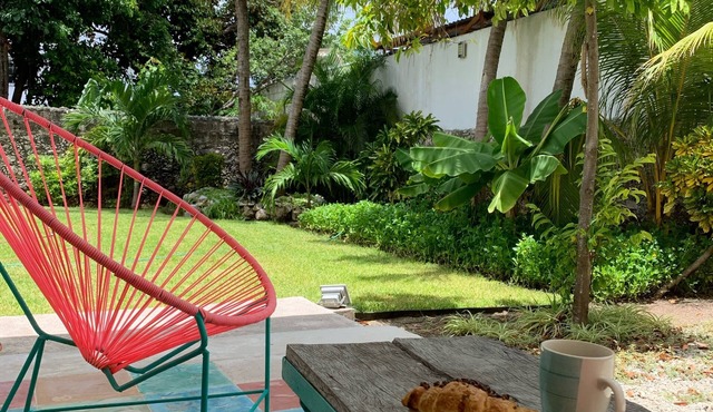 COCO. Independent Apartment with Garden.
