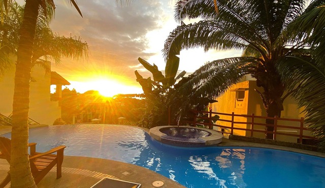Coco Sunset Getaway. Tropical Paradise with Majestic Pacific Sunsets!