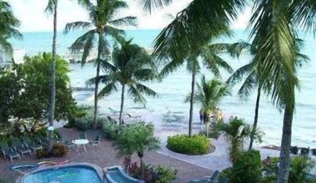 Coconut Beach | Beach | Concierge | Pool | Gym