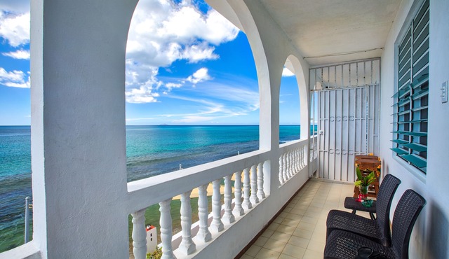 Coconut Palms Inn On The Beach
