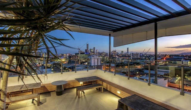 Code Apartments