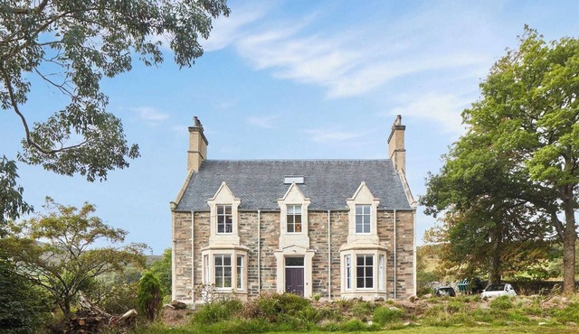Coillemore House: Stylish Scottish Manor
