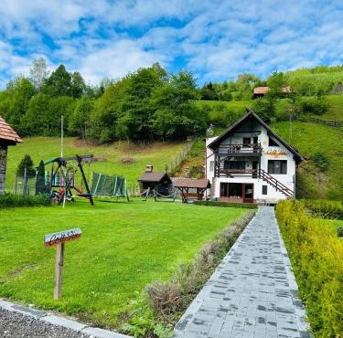 Colț Viu Cabana