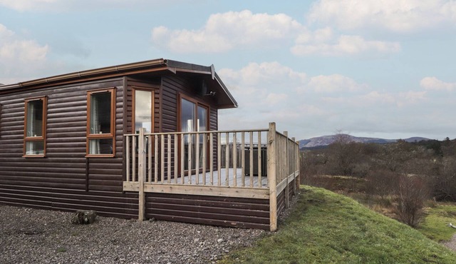 COLL, family friendly, with a garden in Spean Bridge