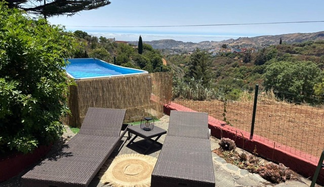 'Colladito' with Mountain Views, Private Pool and Wi-Fi