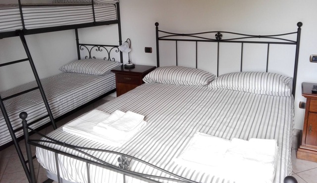 Colle della Pace "Apartment with Garden View"