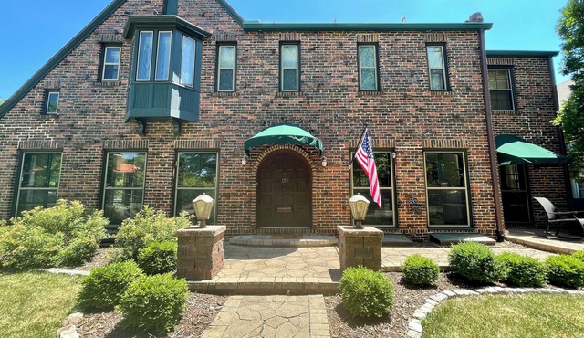 College Hill English Tudor in Historic Wichita Neighborhood - 3 Bedroom