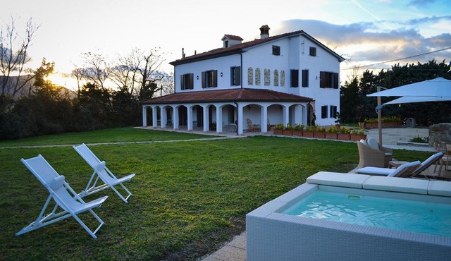 ColmarinoHouse