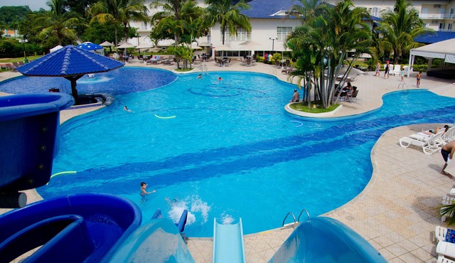 Colonial Plaza Hotel