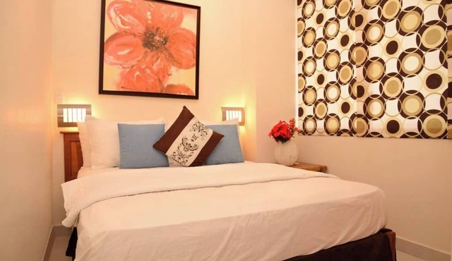 Colonial Zone 1BR Apt @Plaza España, Bright & Clean